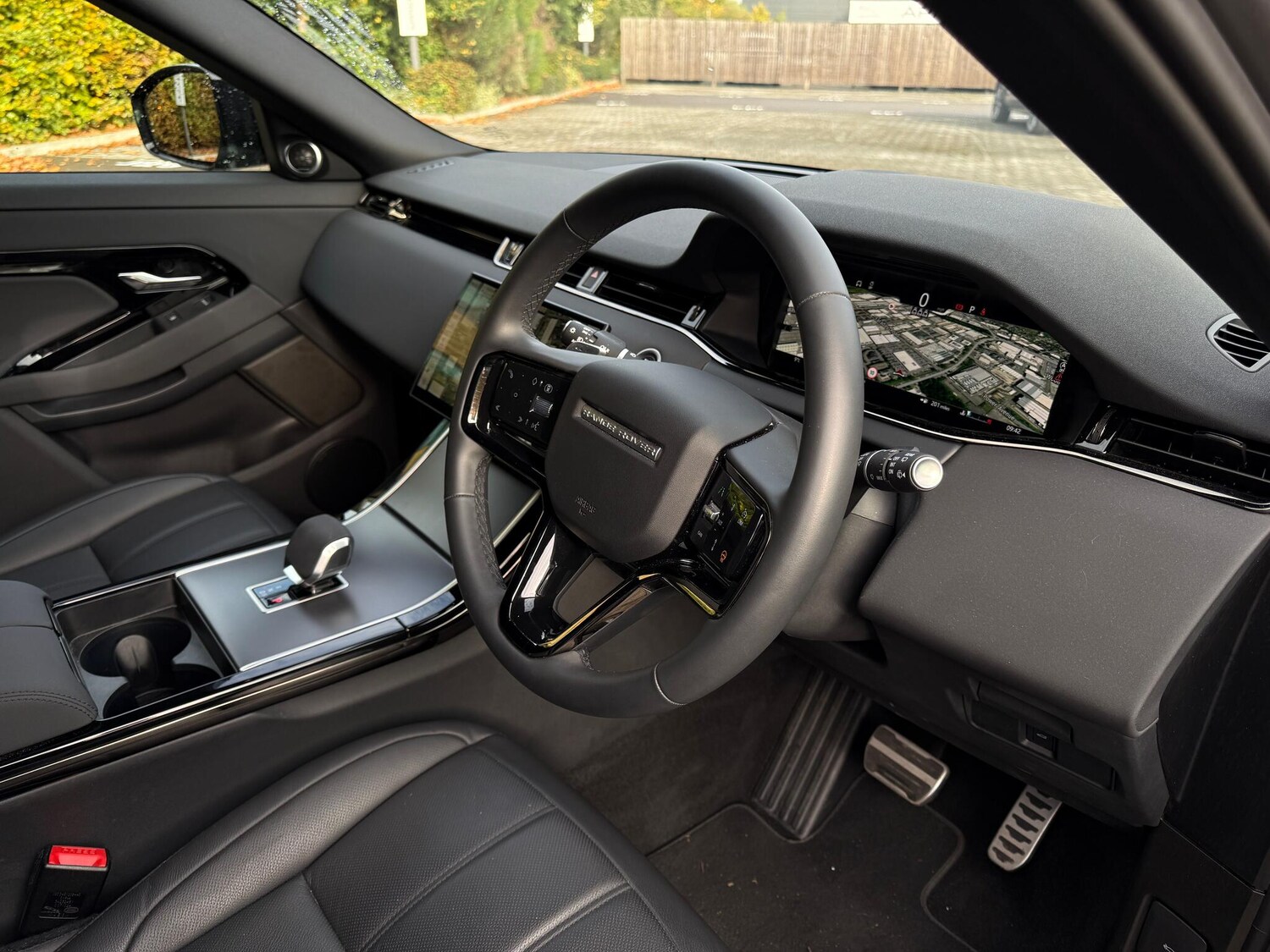 Used Land Rover Range Rover Evoque 2025 for sale - 76259184: Photo 38