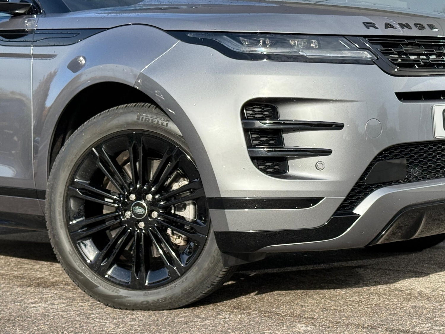 Used Land Rover Range Rover Evoque 2025 for sale - 76259184: Photo 9