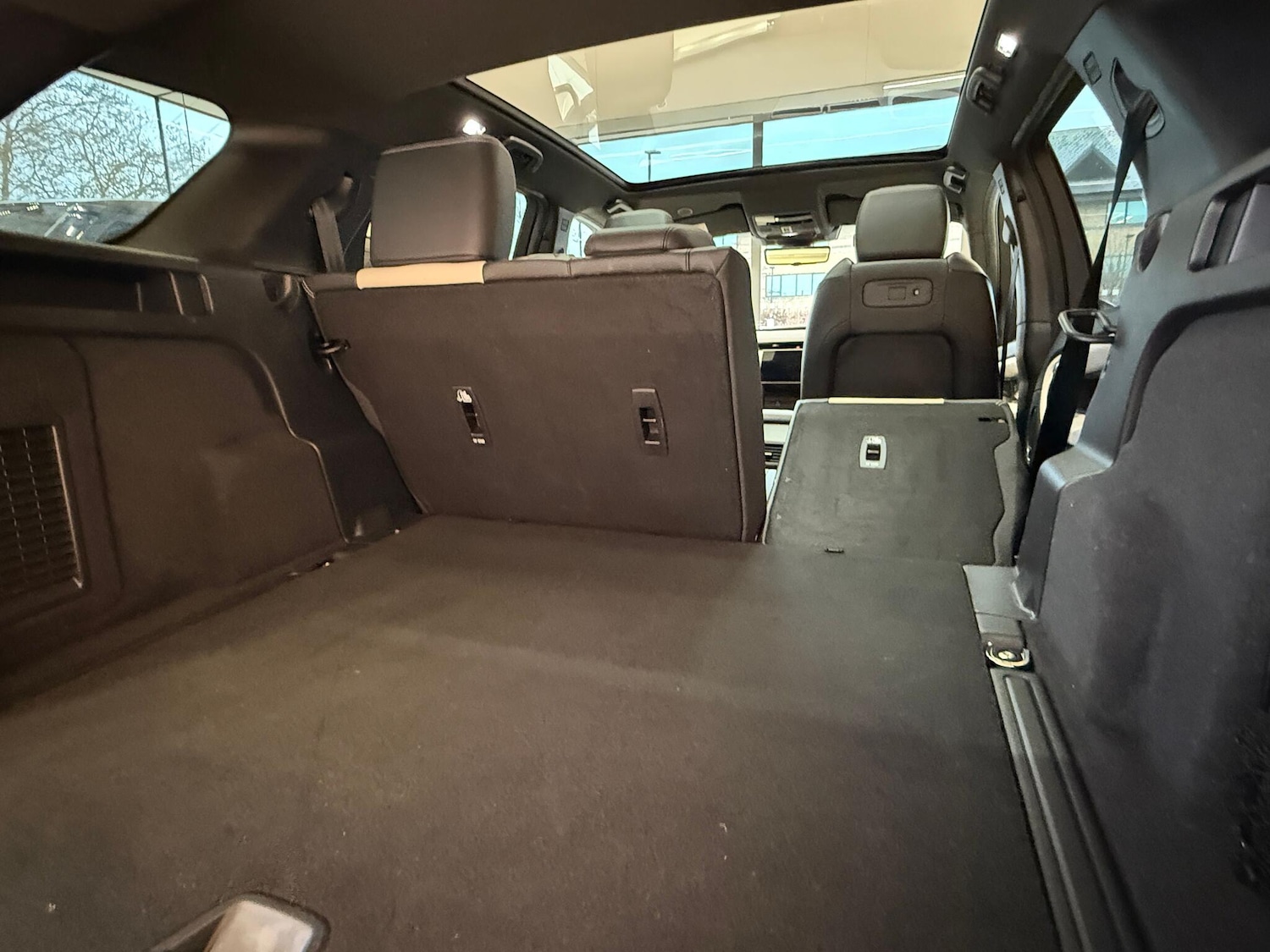 Used Land Rover Discovery Sport 2024 for sale - 77291634: Photo 32