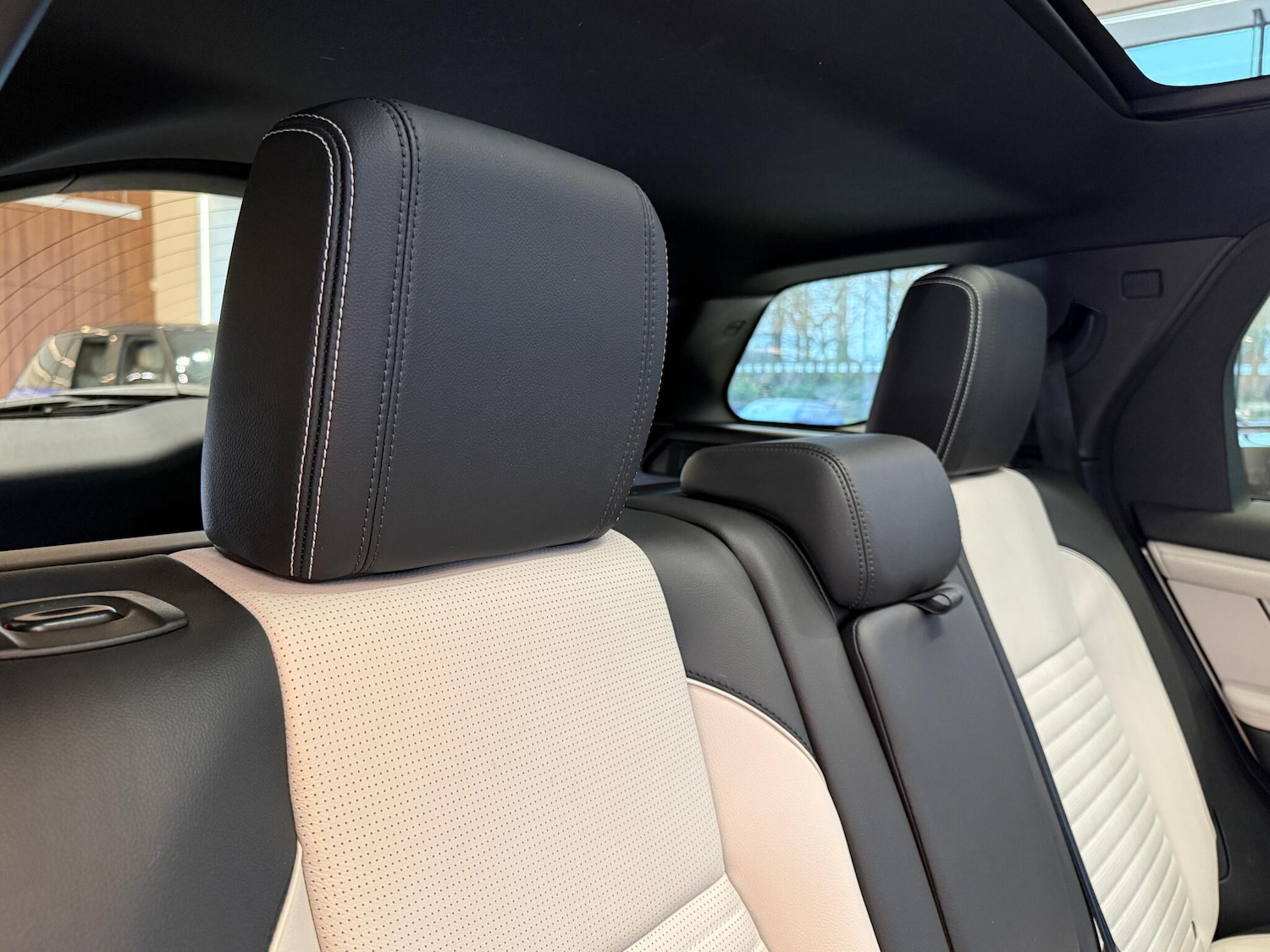 Used Land Rover Discovery Sport 2024 for sale - 77291634: Photo 33