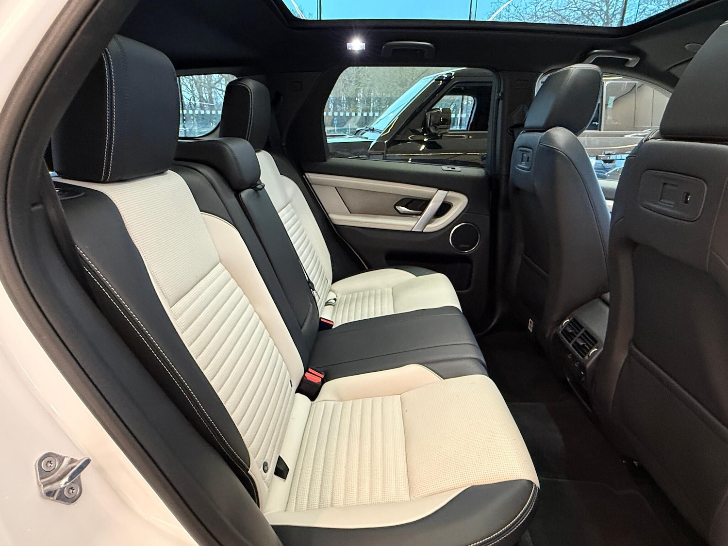 Used Land Rover Discovery Sport 2024 for sale - 77291634: Photo 34