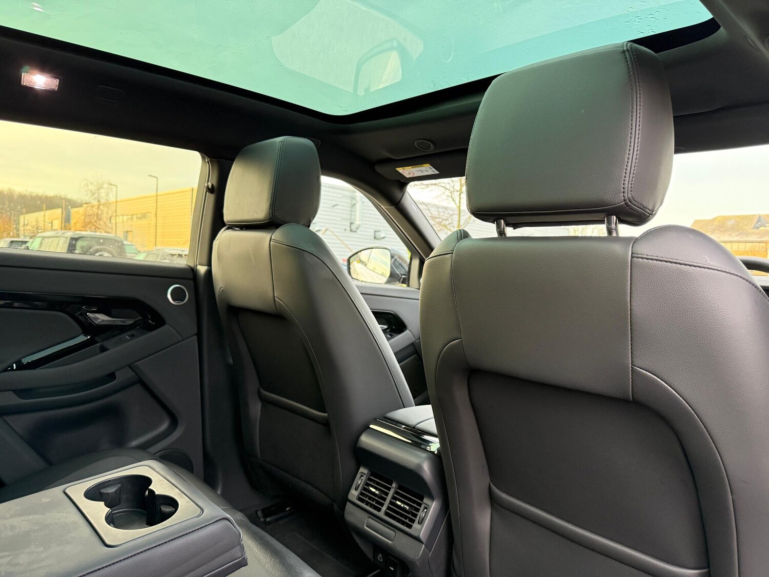 Used Land Rover Range Rover Evoque 2025 for sale - 76226610: Photo 37