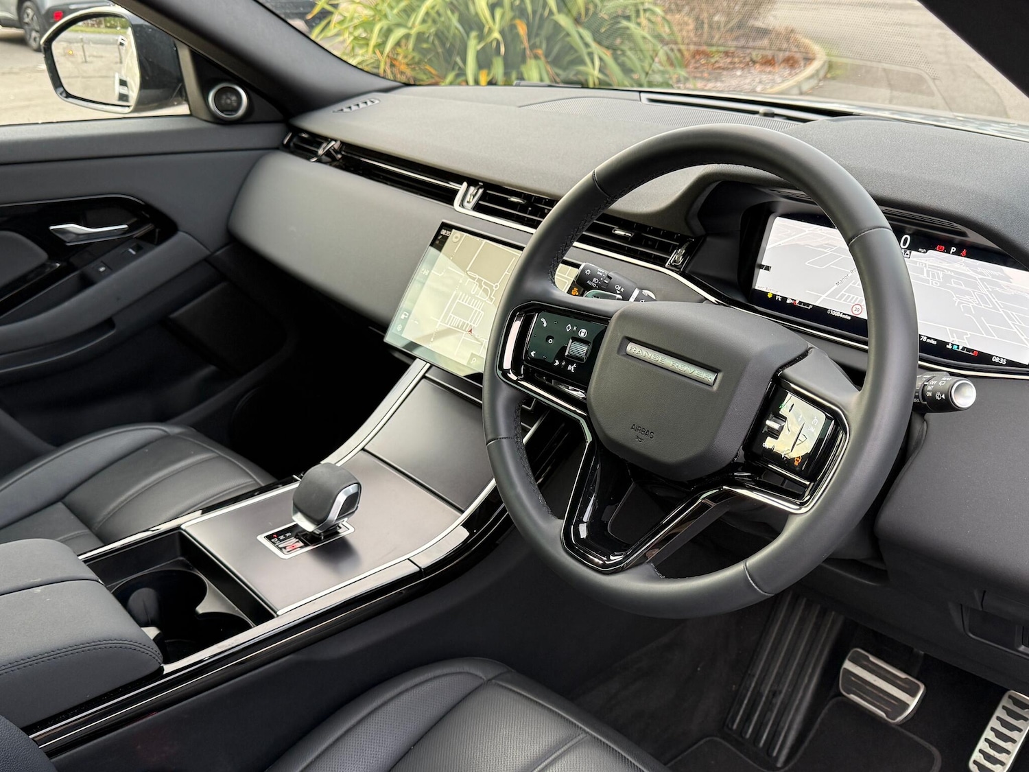 Used Land Rover Range Rover Evoque 2025 for sale - 76226610: Photo 40