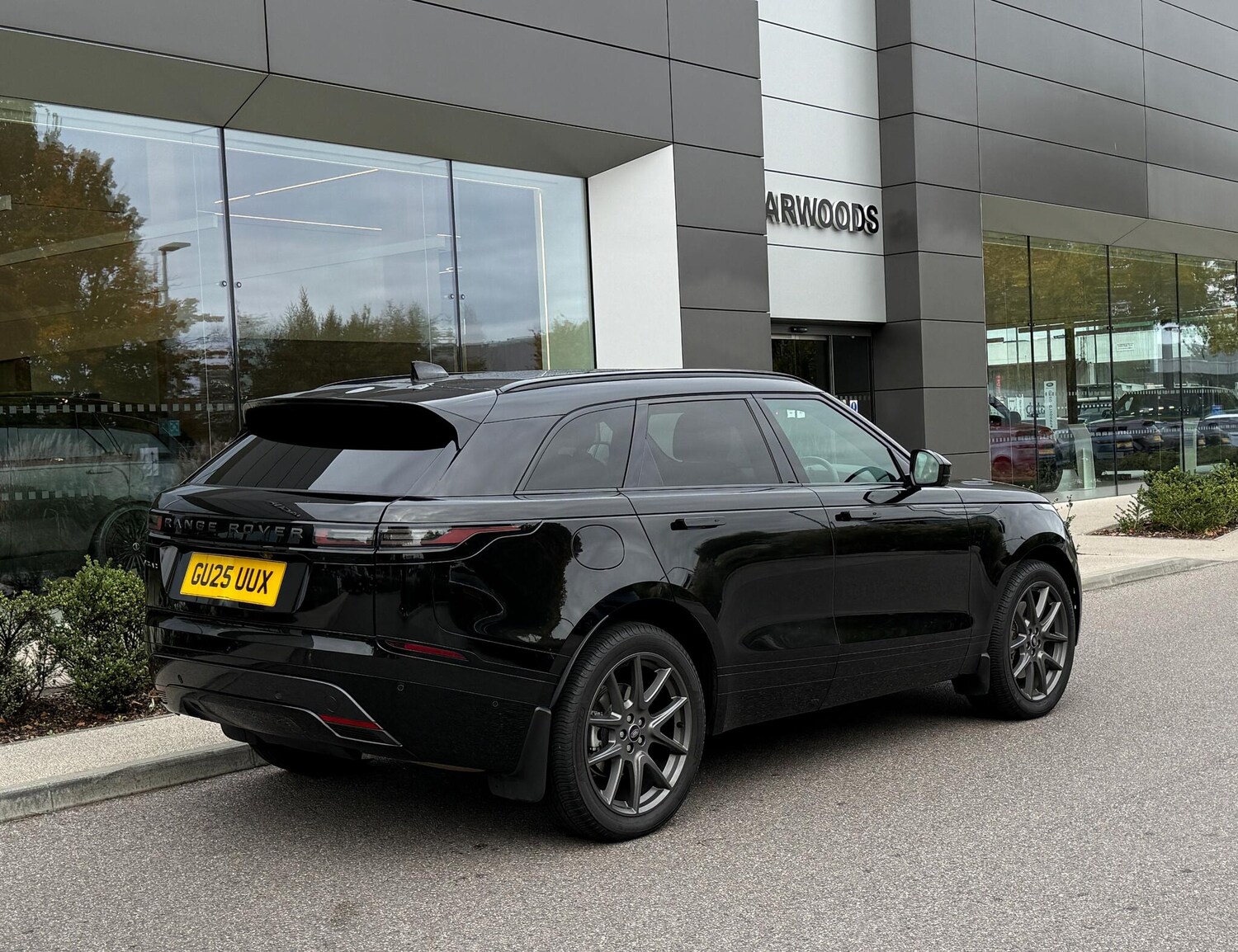 Used Land Rover Range Rover Velar 2025 for sale - 76226725: Photo 12