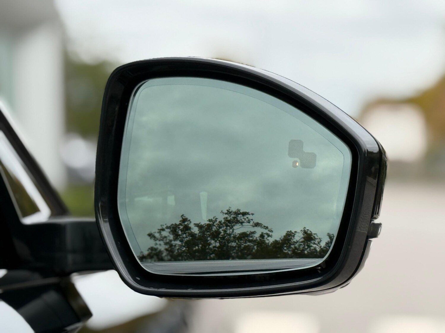 Used Land Rover Range Rover Velar 2025 for sale - 76226725: Photo 13