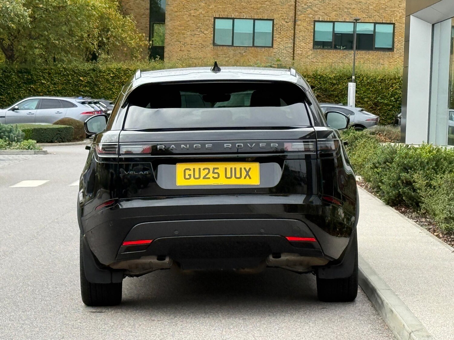 Used Land Rover Range Rover Velar 2025 for sale - 76226725: Photo 16