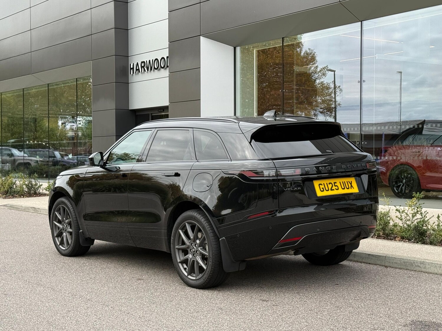 Used Land Rover Range Rover Velar 2025 for sale - 76226725: Photo 17