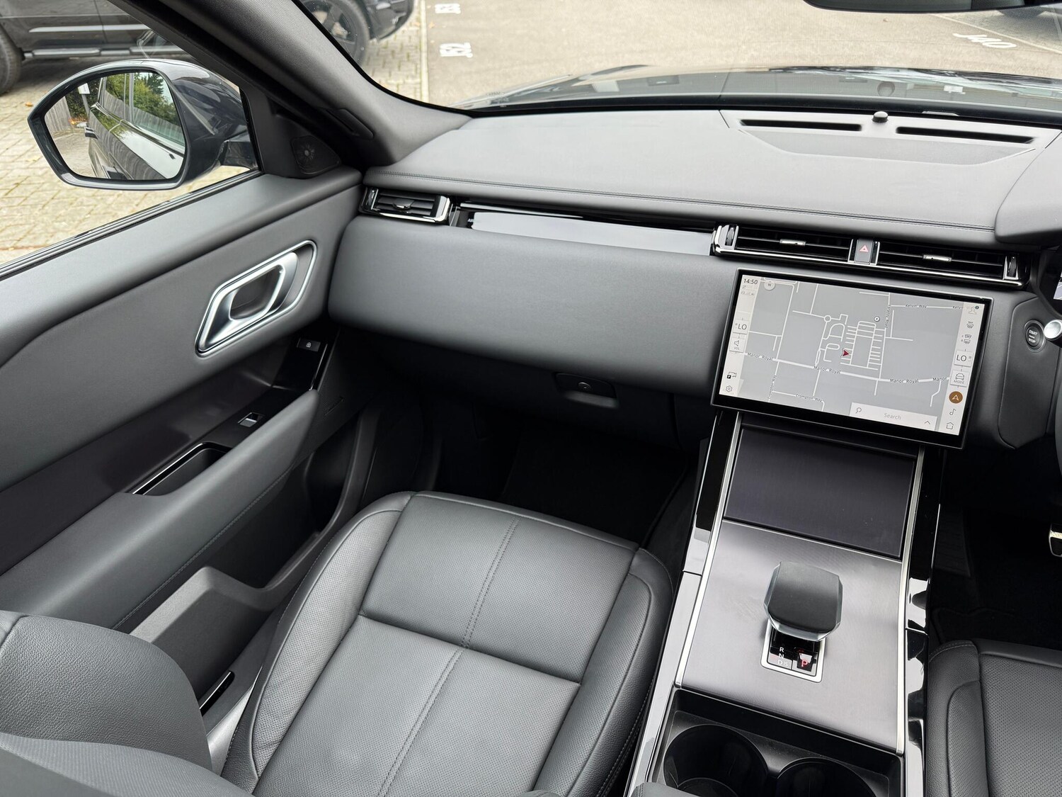 Used Land Rover Range Rover Velar 2025 for sale - 76226725: Photo 23