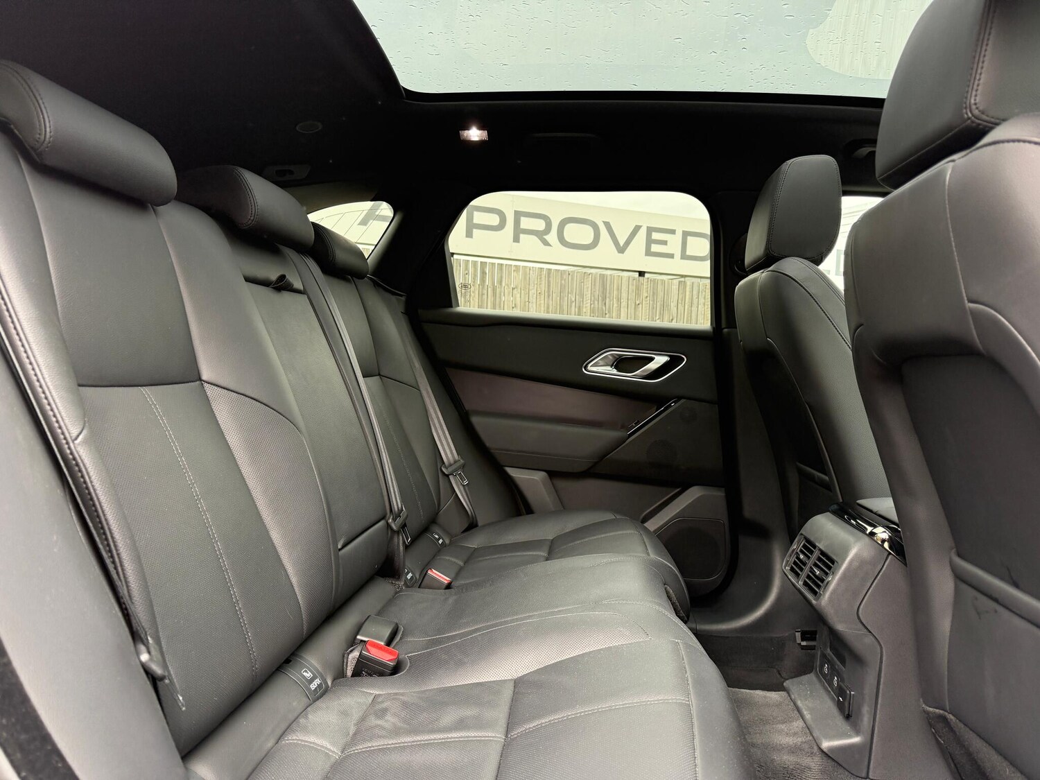 Used Land Rover Range Rover Velar 2025 for sale - 76226725: Photo 40