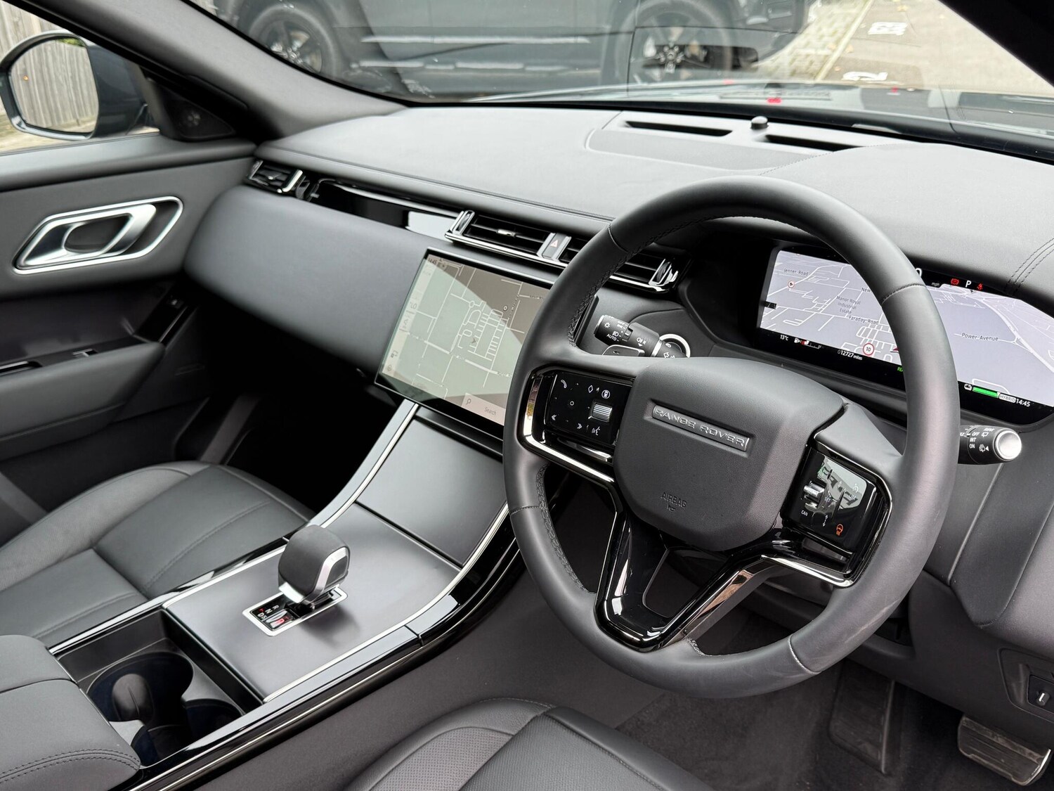 Used Land Rover Range Rover Velar 2025 for sale - 76226725: Photo 46