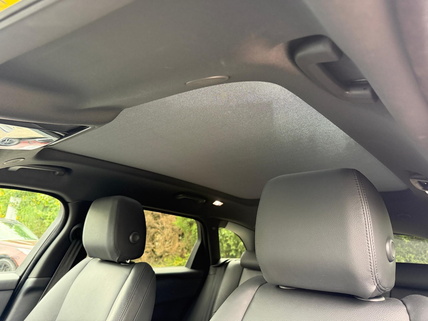 Used Land Rover Range Rover Velar 2025 for sale - 76226725: Photo 5