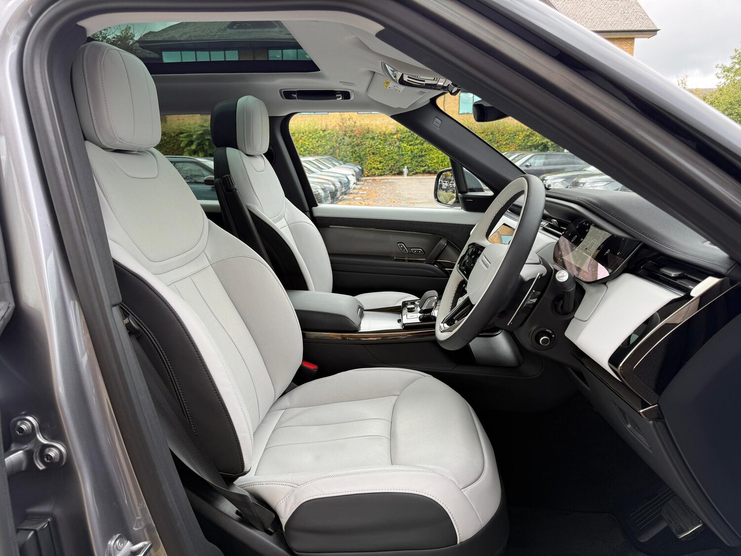 Used Land Rover Range Rover Sport 2023 for sale - 76337405: Photo 40