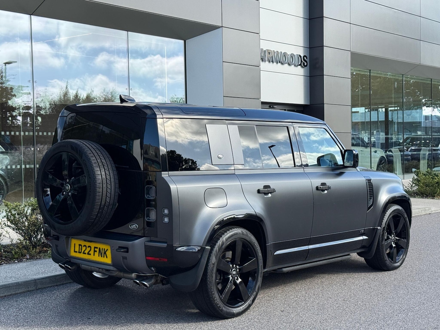 Used Land Rover Defender 110 2022 for sale - 76689833: Photo 13