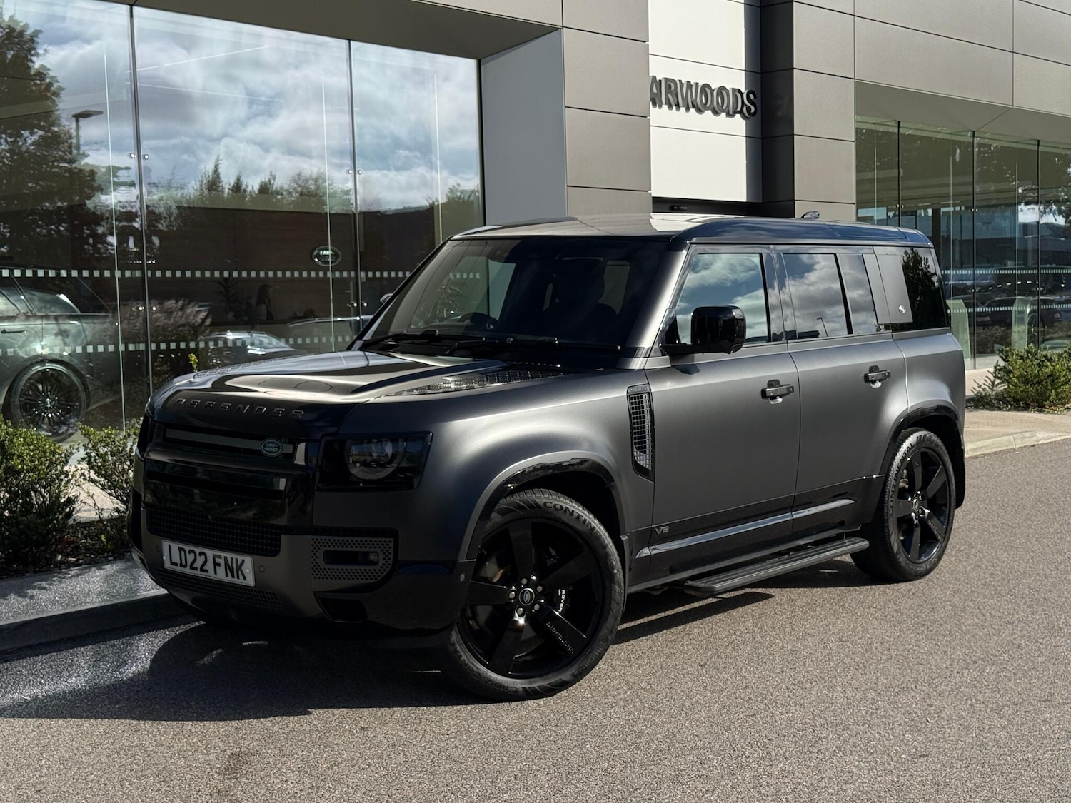 Used Land Rover Defender 110 2022 for sale - 76689833: Photo 18