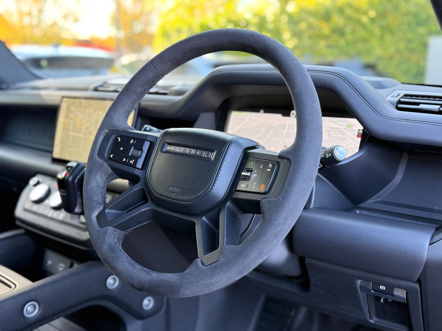 Used Land Rover Defender 110 2022 for sale - 76689833: Photo 29