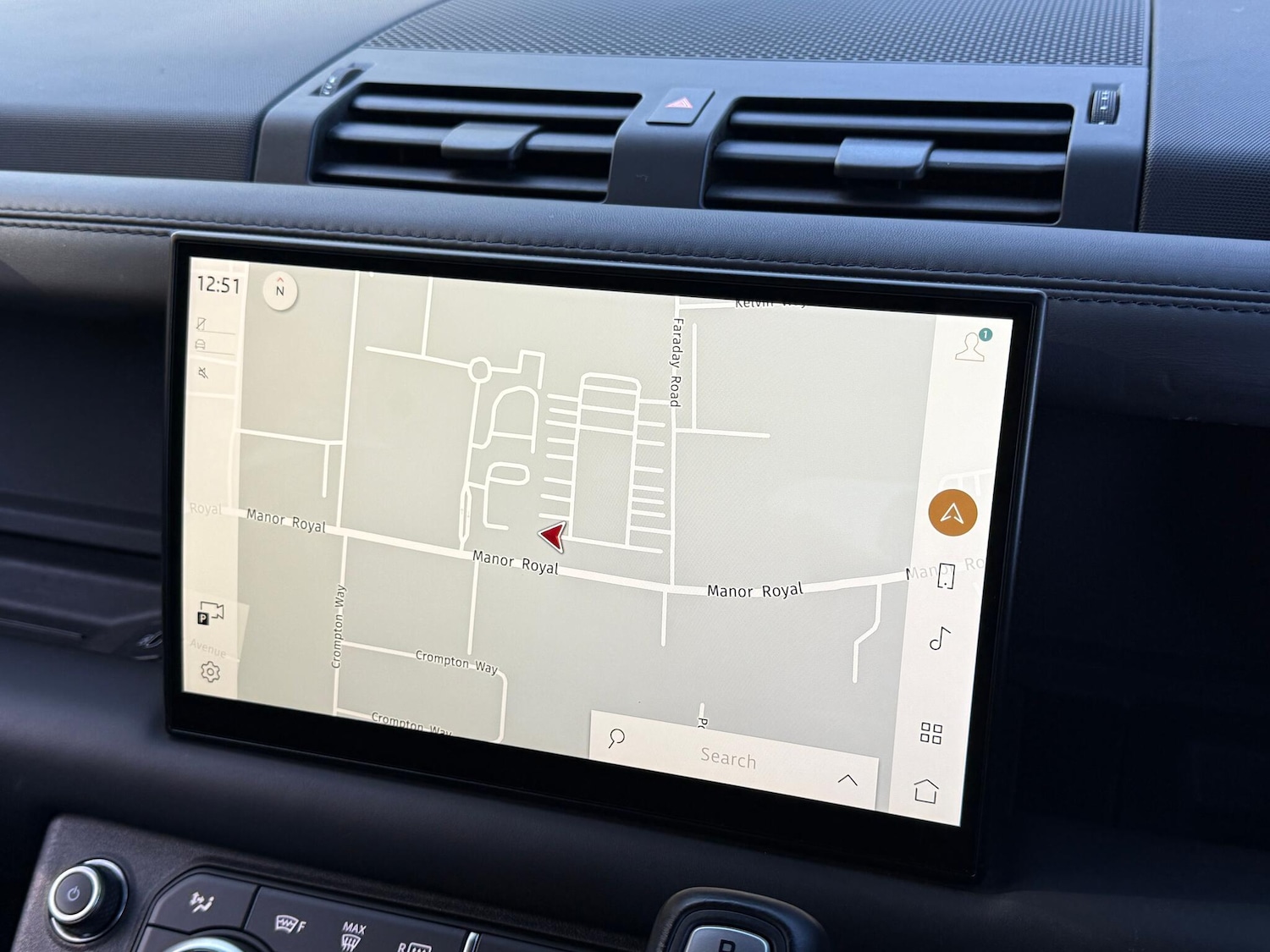 Used Land Rover Defender 110 2022 for sale - 76689833: Photo 5