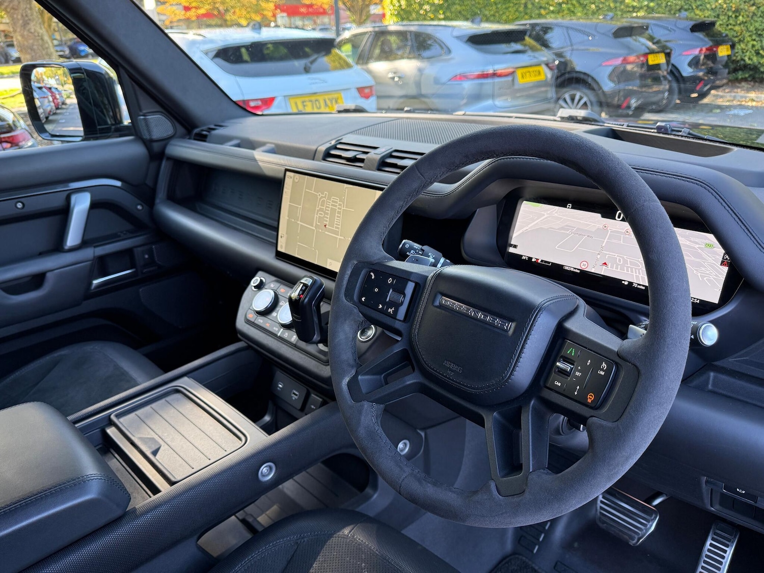 Used Land Rover Defender 110 2022 for sale - 76689833: Photo 55