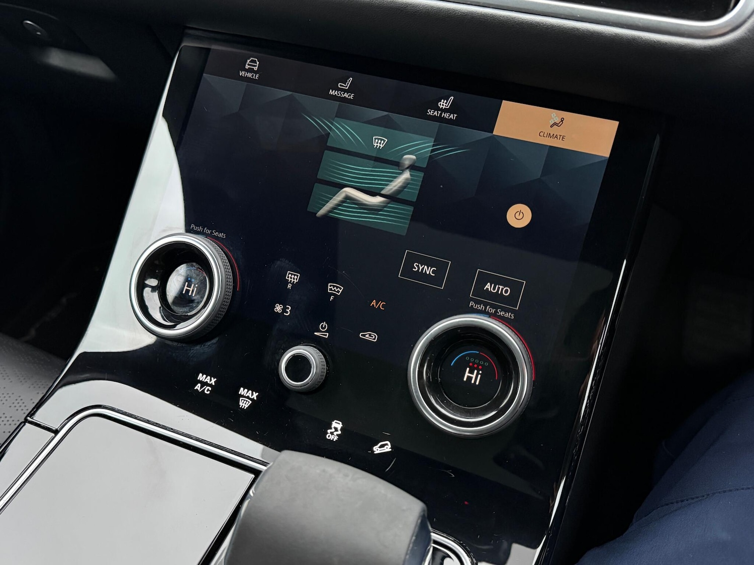 Used Land Rover Range Rover Velar for sale - 77330479: Photo 33