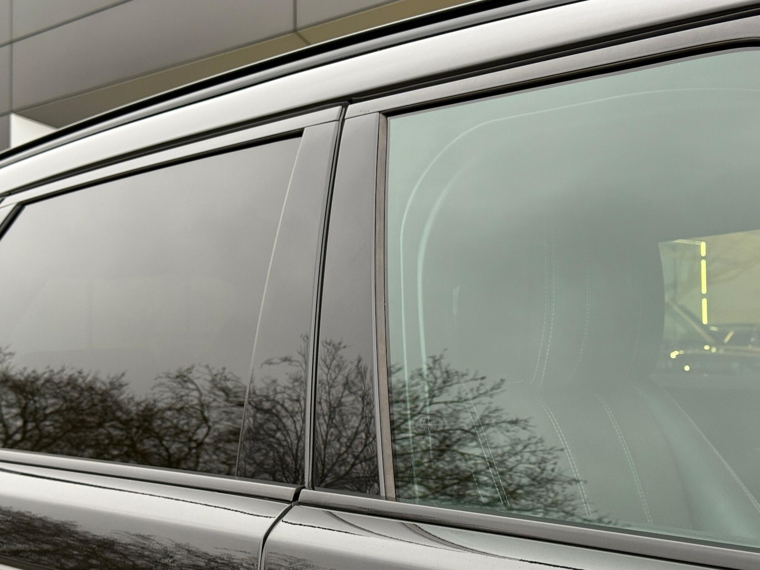 Used Land Rover Range Rover Velar for sale - 77330479: Photo 37