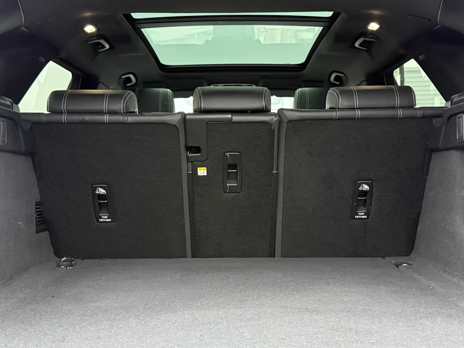 Used Land Rover Range Rover Velar for sale - 77330479: Photo 41