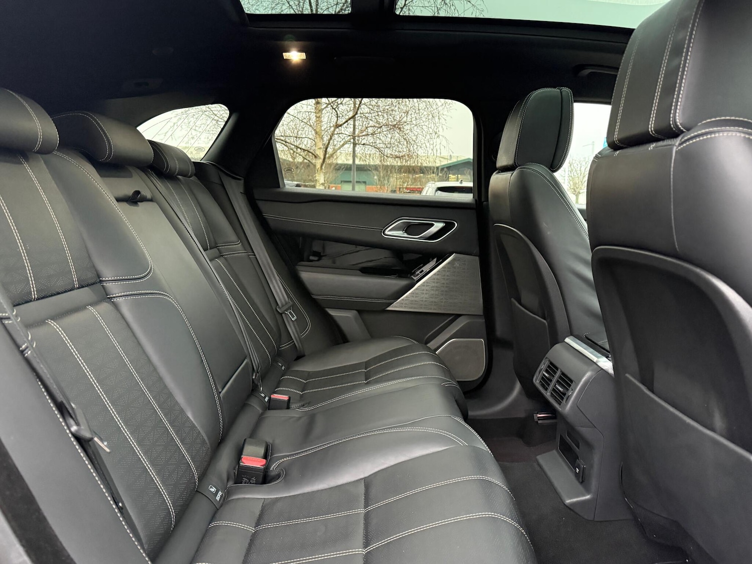 Used Land Rover Range Rover Velar for sale - 77330479: Photo 45