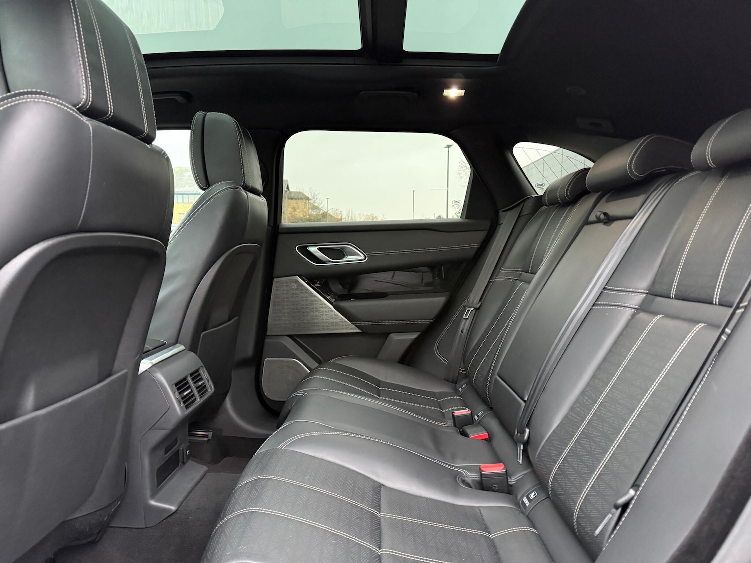 Used Land Rover Range Rover Velar for sale - 77330479: Photo 51
