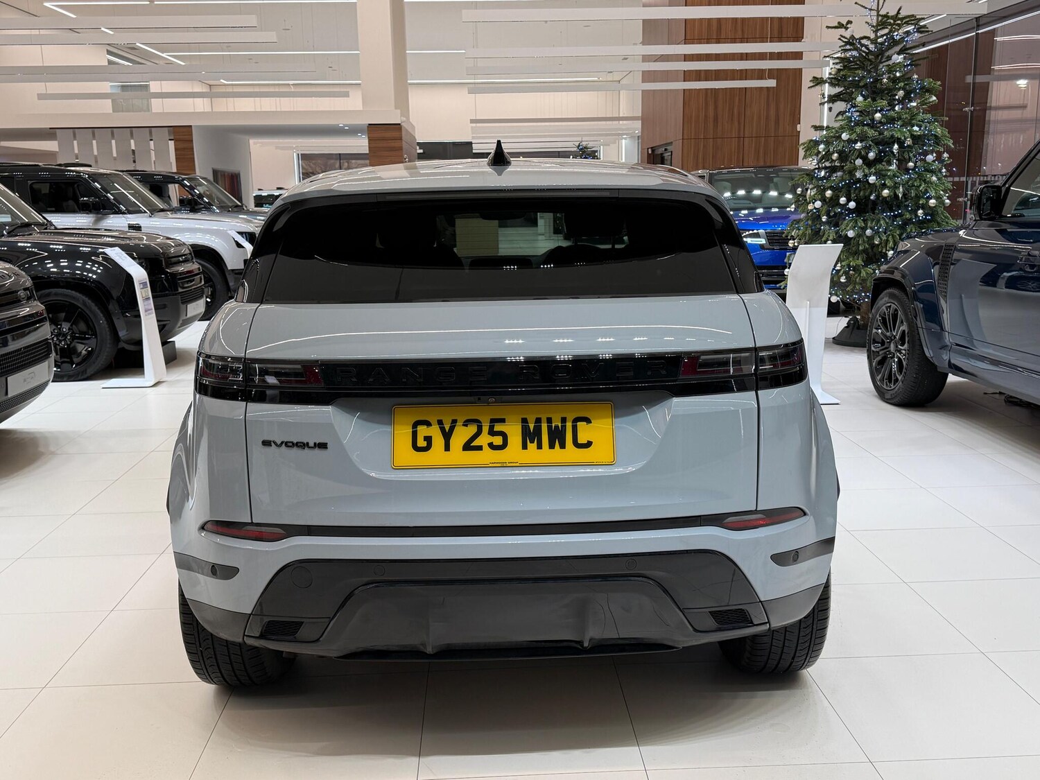 Used Land Rover Range Rover Evoque 2025 for sale - 76214952: Photo 12