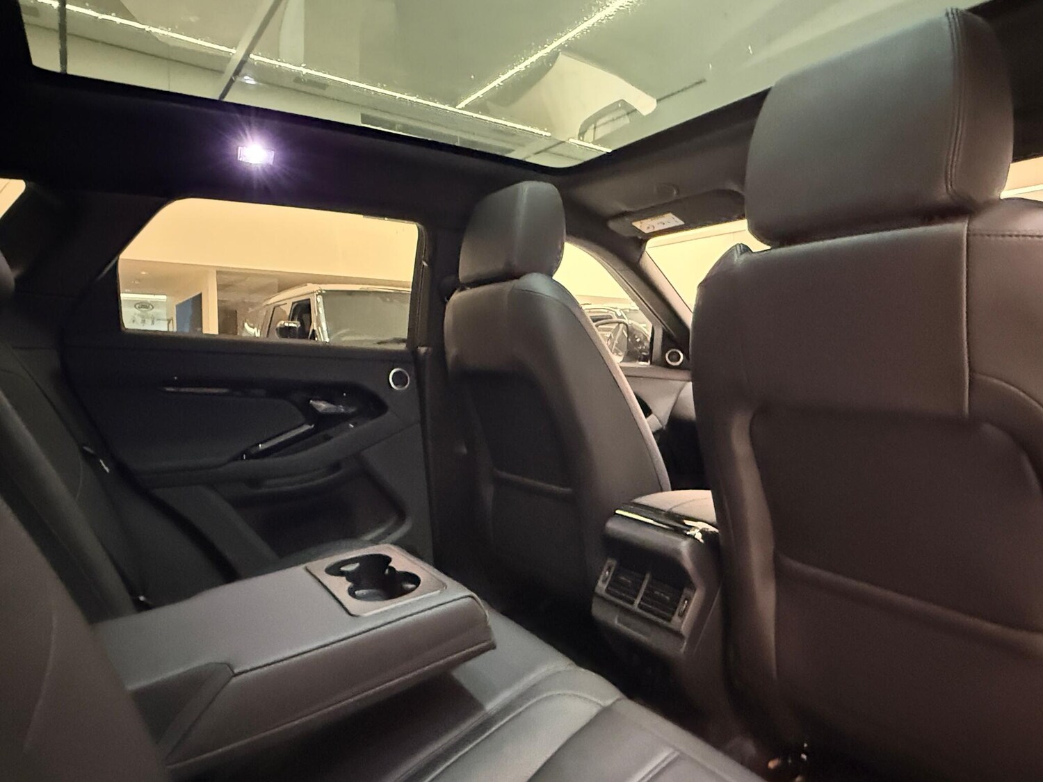 Used Land Rover Range Rover Evoque 2025 for sale - 76214952: Photo 22