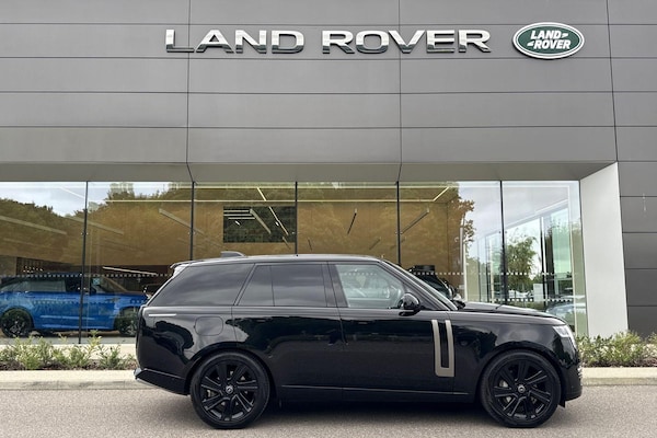 Used Land Rover Range Rover 2024 for sale - 75351783: Photo 2