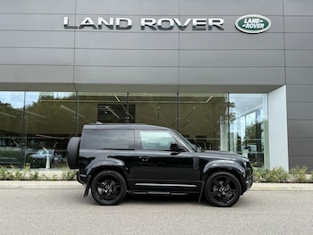 Used Land Rover Defender 90 2025 for sale - 75720621: Photo