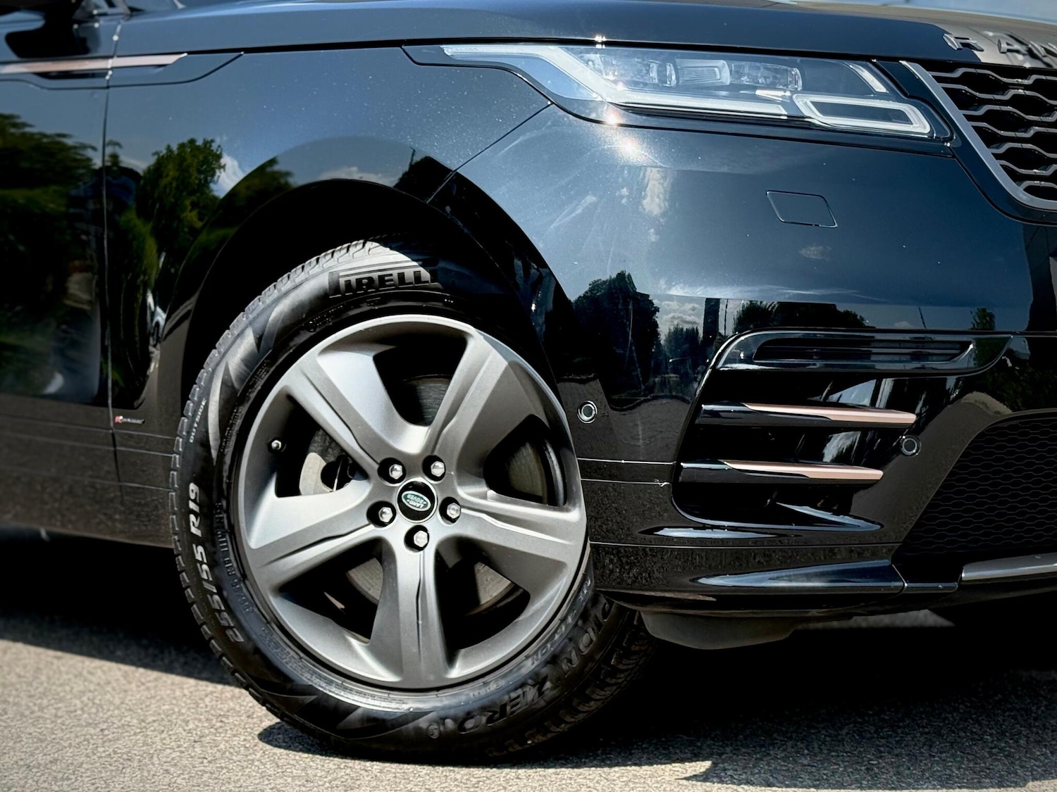 Used Land Rover Range Rover Velar 2021 for sale - 76446781: Photo 10