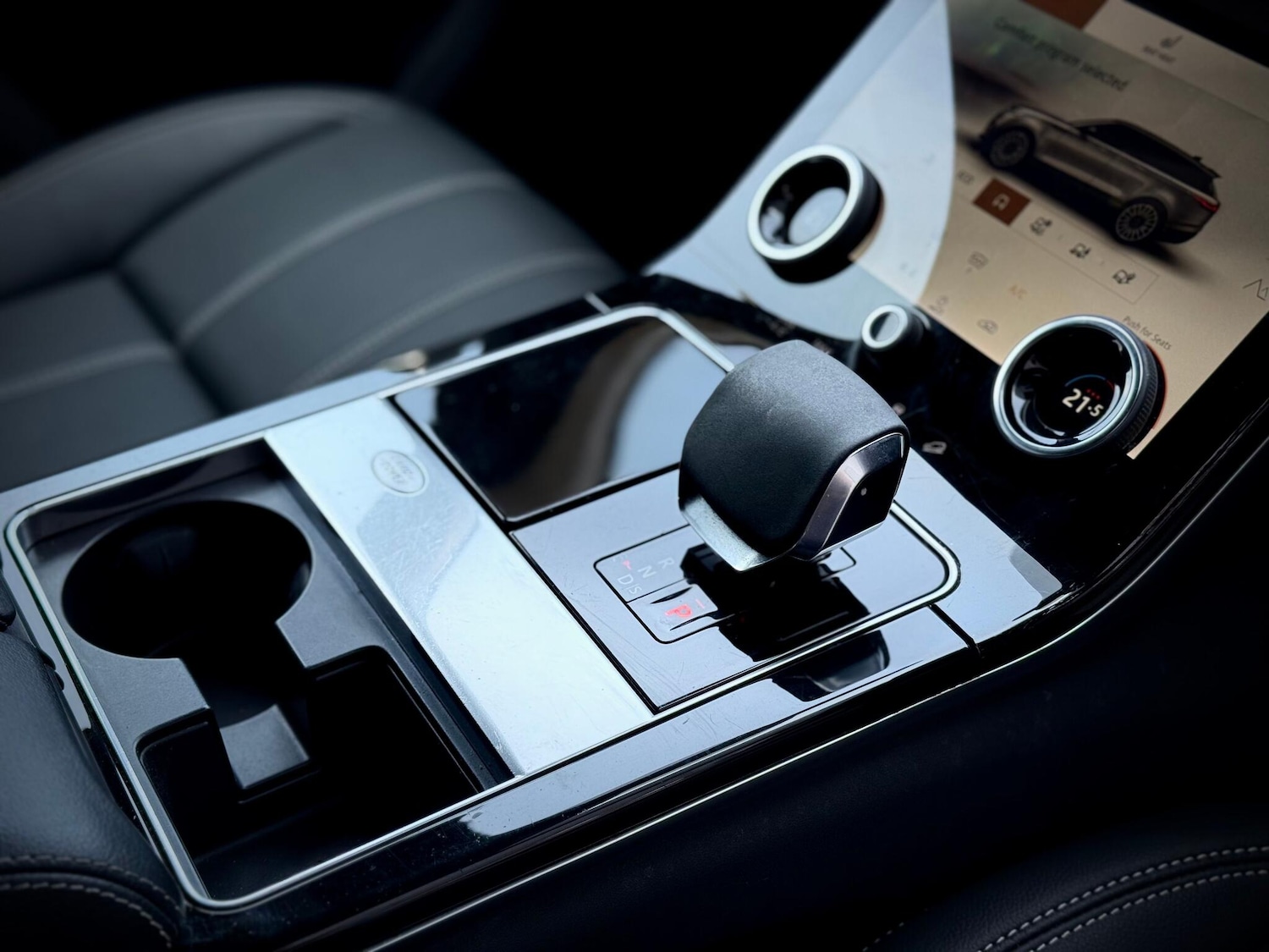 Used Land Rover Range Rover Velar 2021 for sale - 76446781: Photo 27