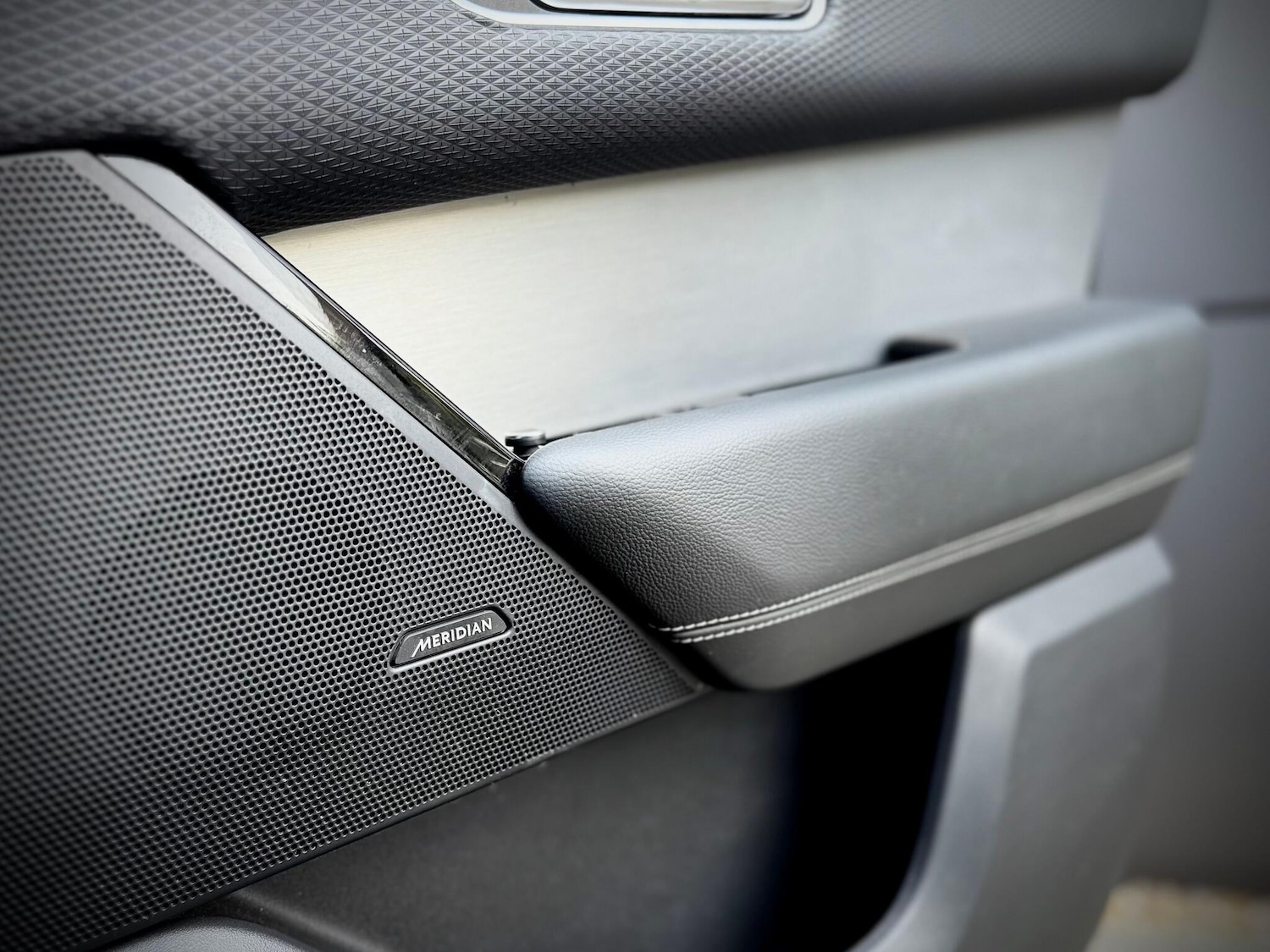 Used Land Rover Range Rover Velar 2021 for sale - 76446781: Photo 33