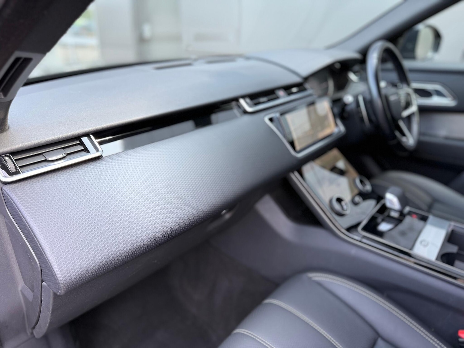 Used Land Rover Range Rover Velar 2021 for sale - 76446781: Photo 45