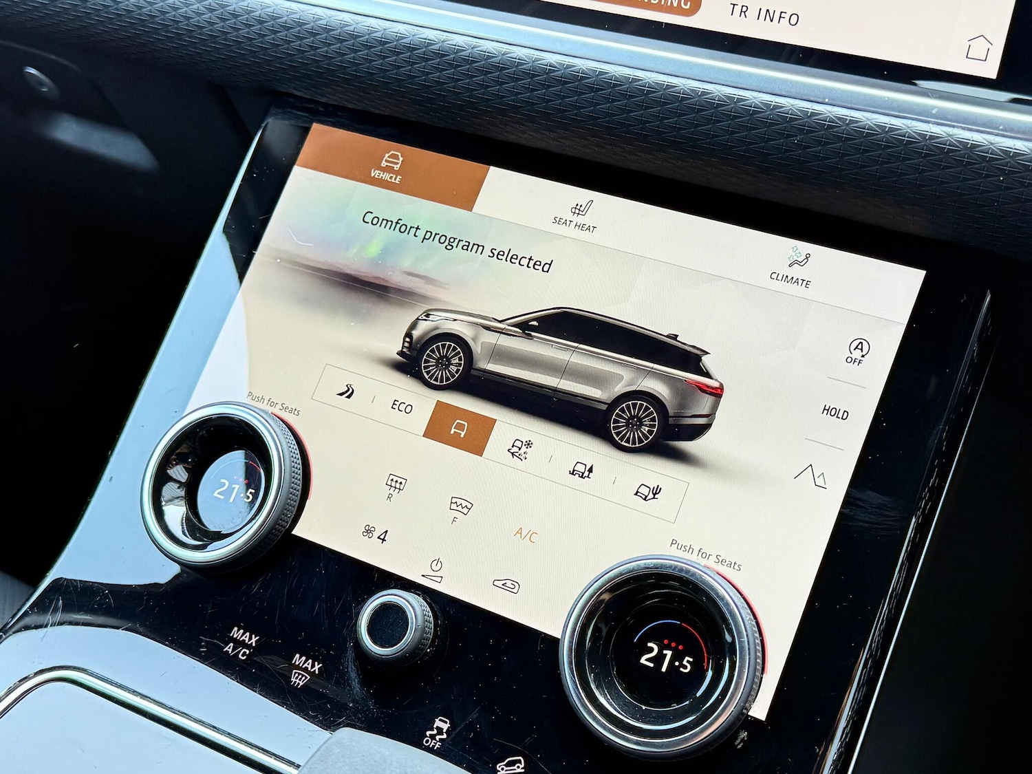 Used Land Rover Range Rover Velar 2021 for sale - 76446781: Photo 52