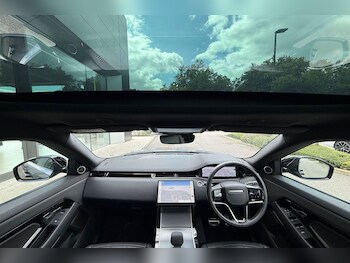 Used Land Rover Range Rover Evoque 2024 for sale - 75531276: Photo
