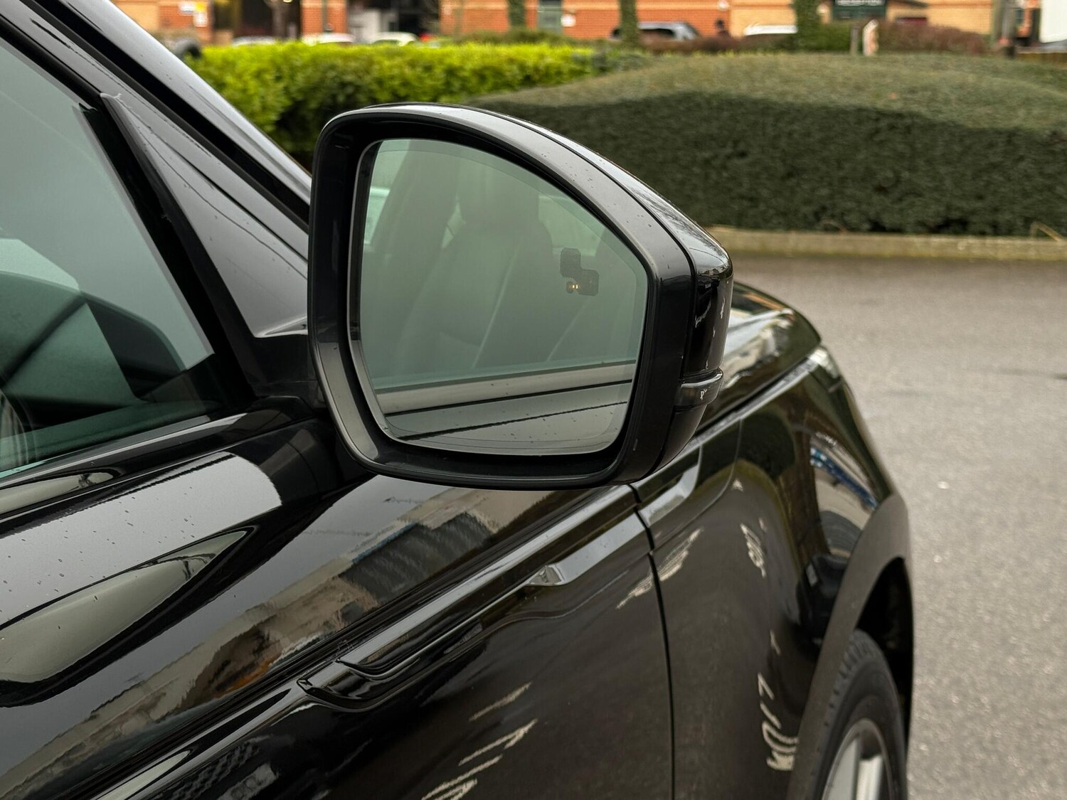 Used Land Rover Range Rover Velar 2024 for sale - 77468535: Photo 11