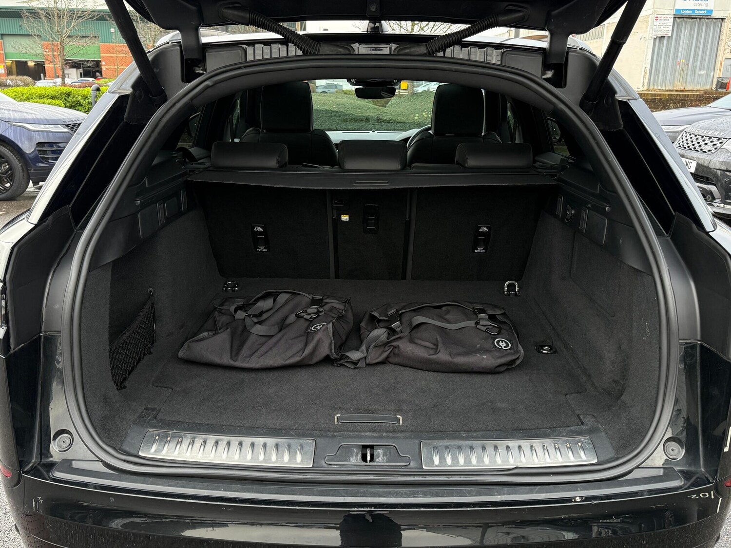 Used Land Rover Range Rover Velar 2024 for sale - 77468535: Photo 24