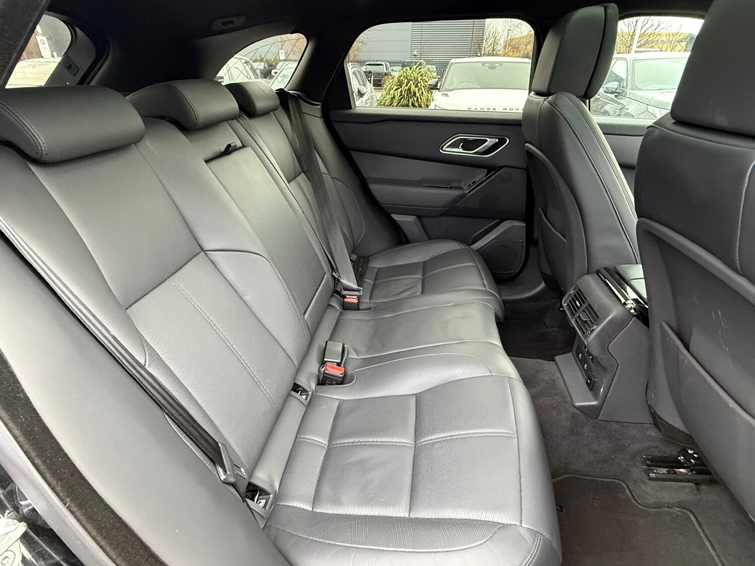 Used Land Rover Range Rover Velar 2024 for sale - 77468535: Photo 27