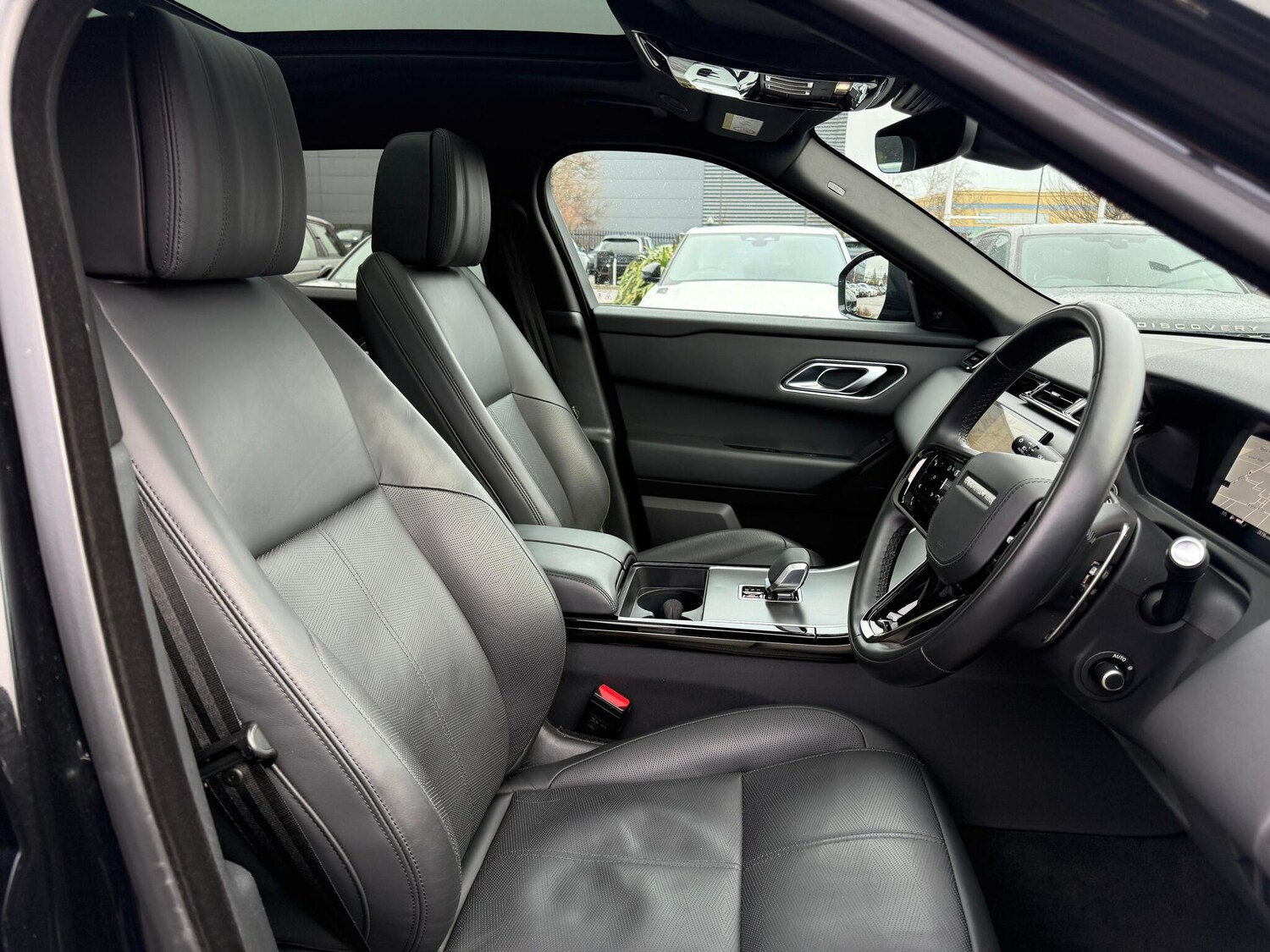 Used Land Rover Range Rover Velar 2024 for sale - 77468535: Photo 30