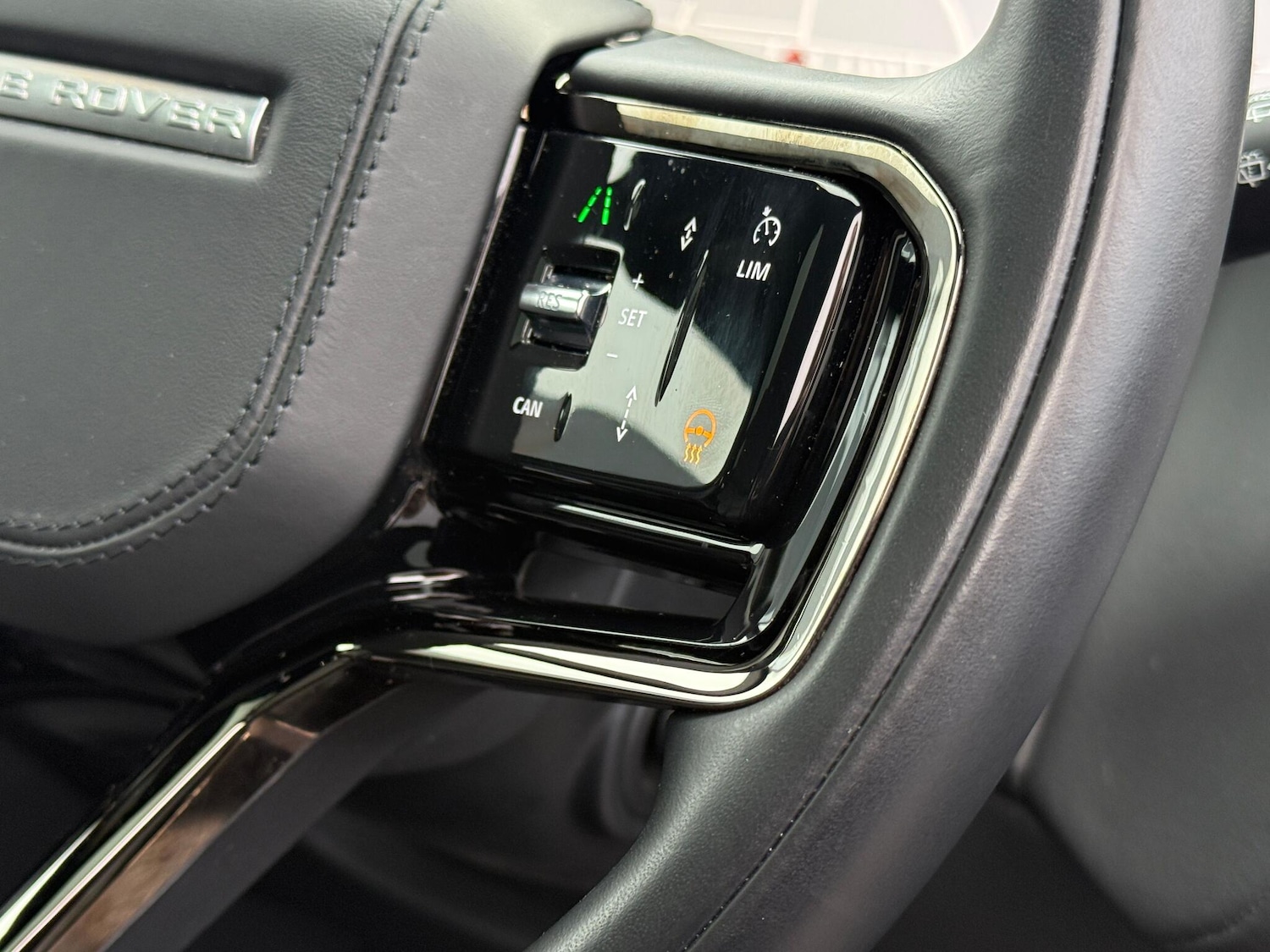 Used Land Rover Range Rover Velar 2024 for sale - 77468535: Photo 36