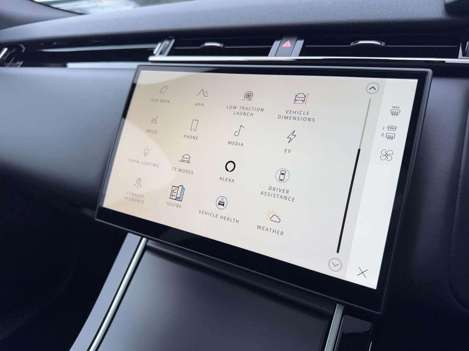 Used Land Rover Range Rover Velar 2024 for sale - 77468535: Photo 41