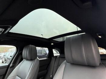 Used Land Rover Range Rover Velar 2024 for sale - 77468535: Photo