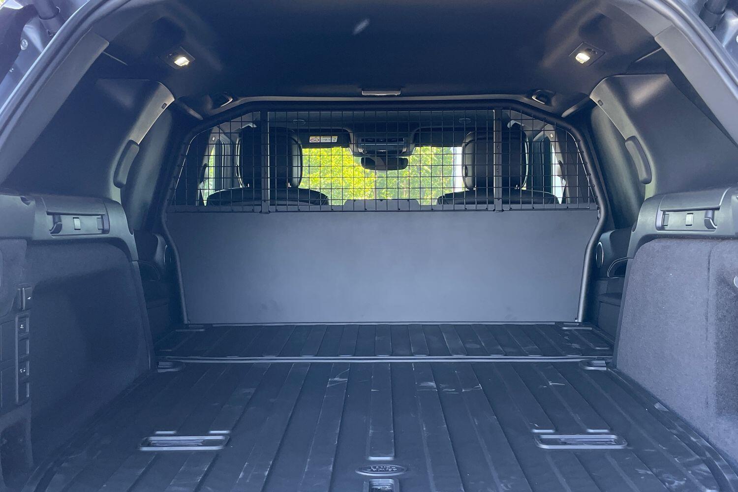 Used Land Rover Discovery 2025 for sale - 77001082: Photo 18