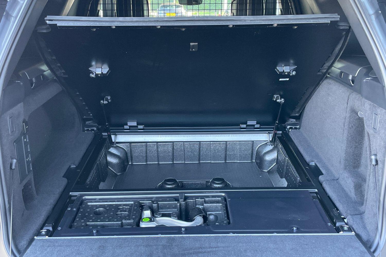 Used Land Rover Discovery 2025 for sale - 77001082: Photo 20