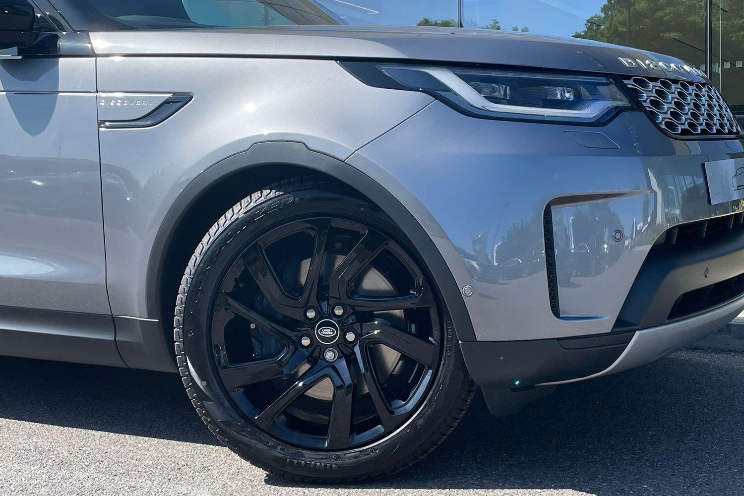 Used Land Rover Discovery 2025 for sale - 77001082: Photo 8