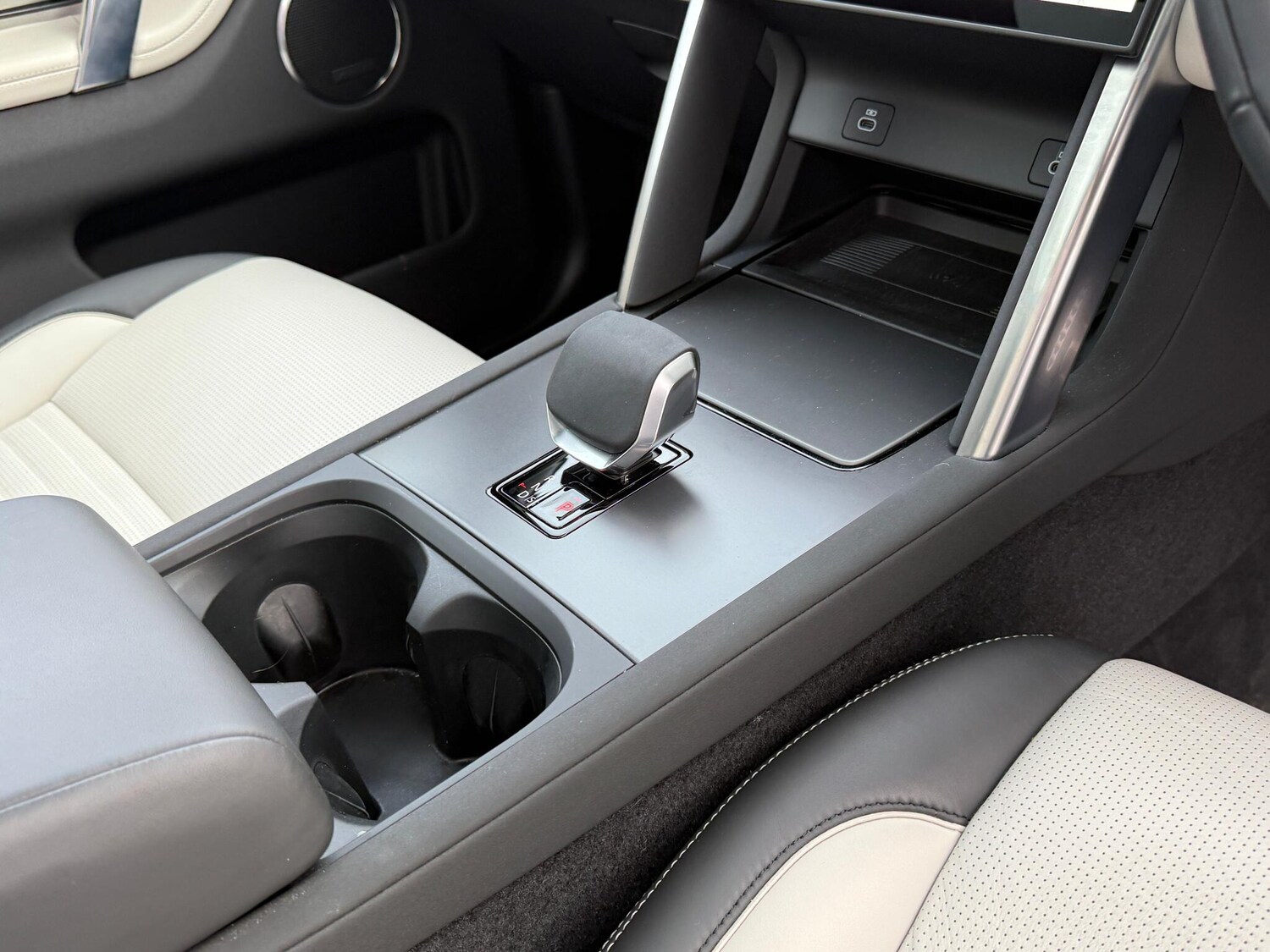 Used Land Rover Discovery Sport 2025 for sale - 76227587: Photo 20