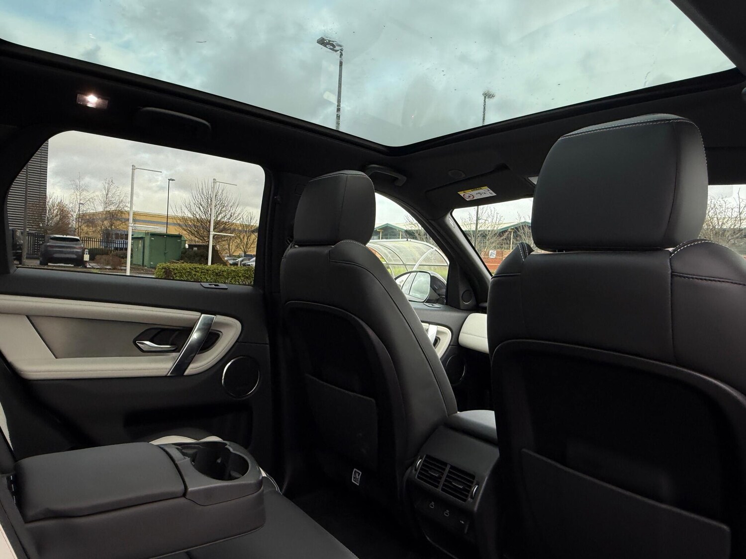 Used Land Rover Discovery Sport 2025 for sale - 76227587: Photo 31