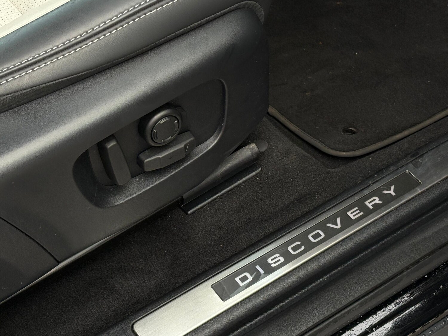 Used Land Rover Discovery Sport 2025 for sale - 76227587: Photo 35