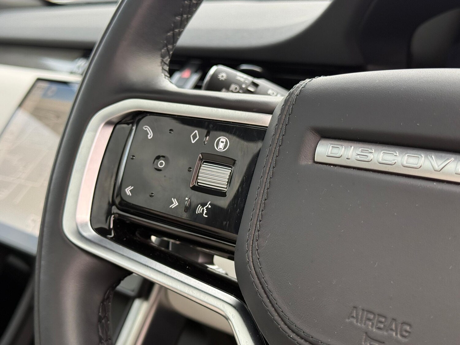 Used Land Rover Discovery Sport 2025 for sale - 76227587: Photo 43